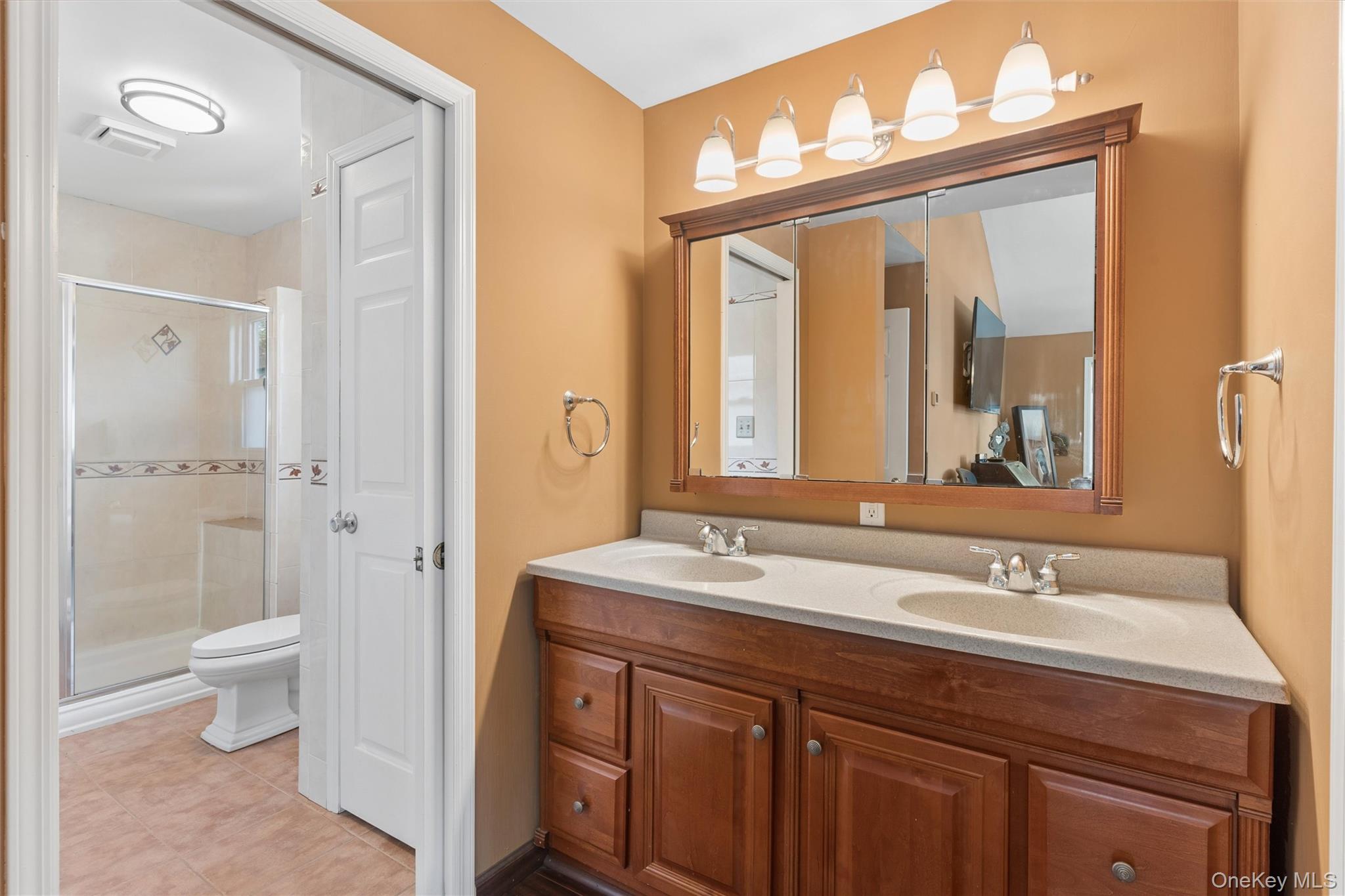 122 Commonwealth Avenue Property Photo 13