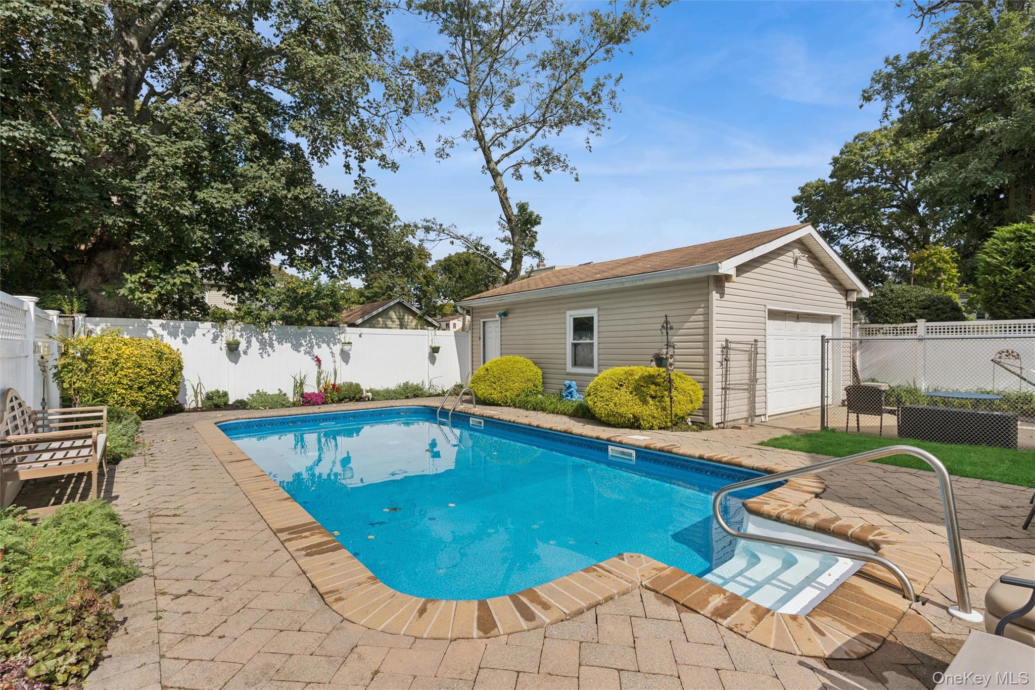 122 Commonwealth Avenue Property Photo 24