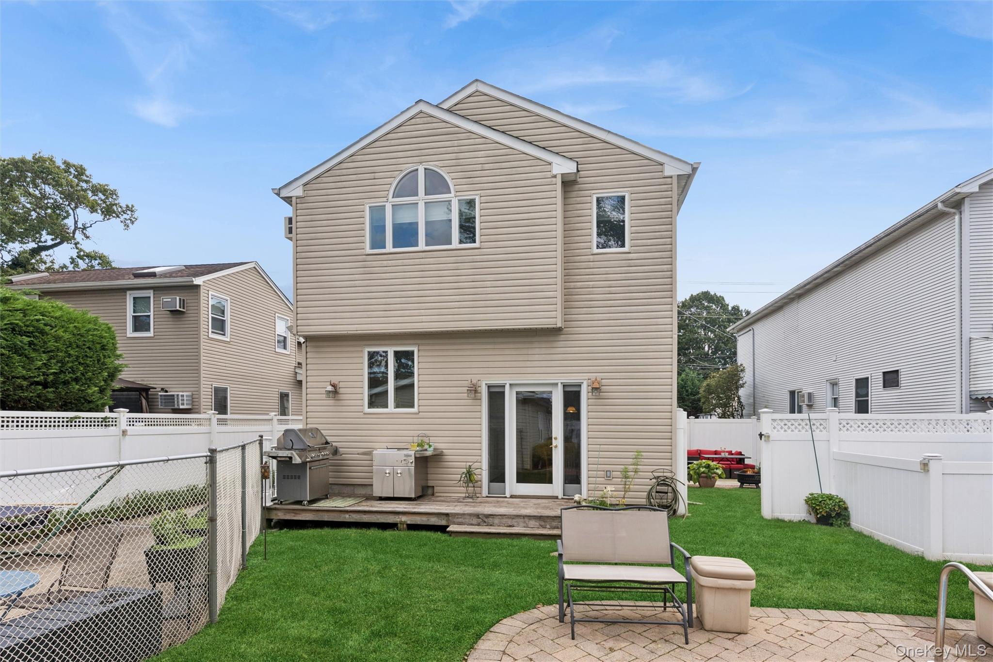 122 Commonwealth Avenue Property Photo 28