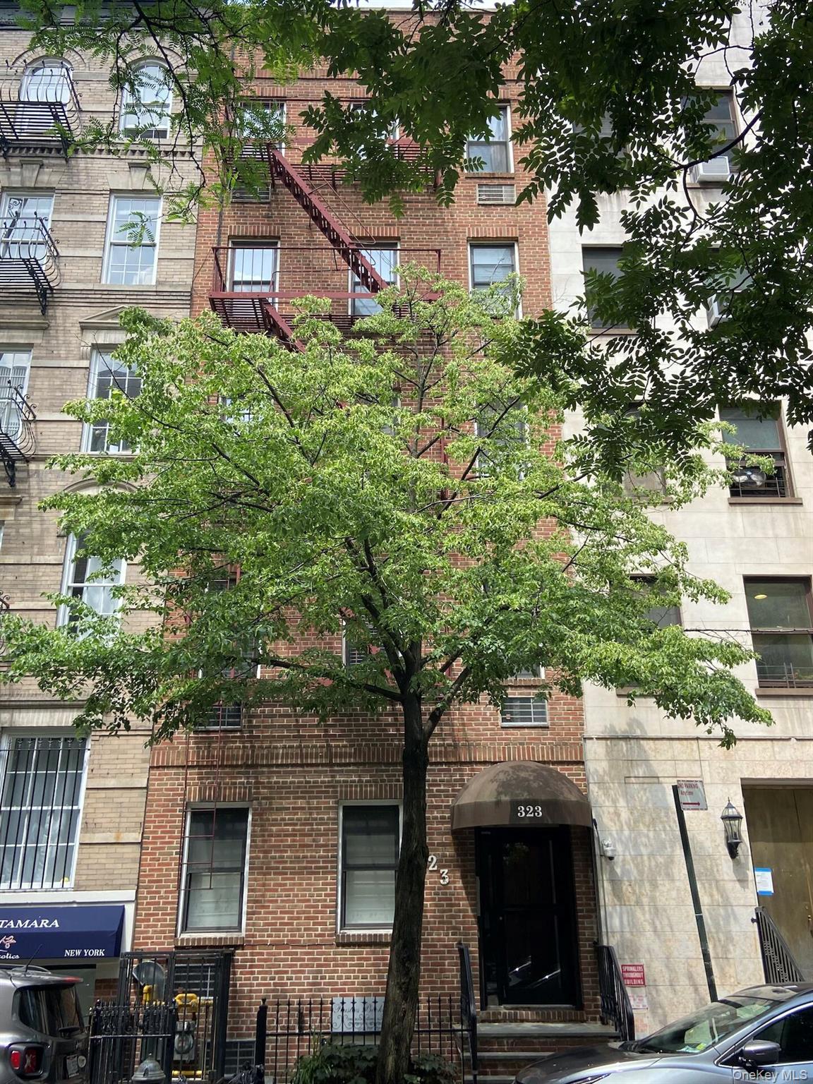 323 E 75th Street 4A Property Photo 1