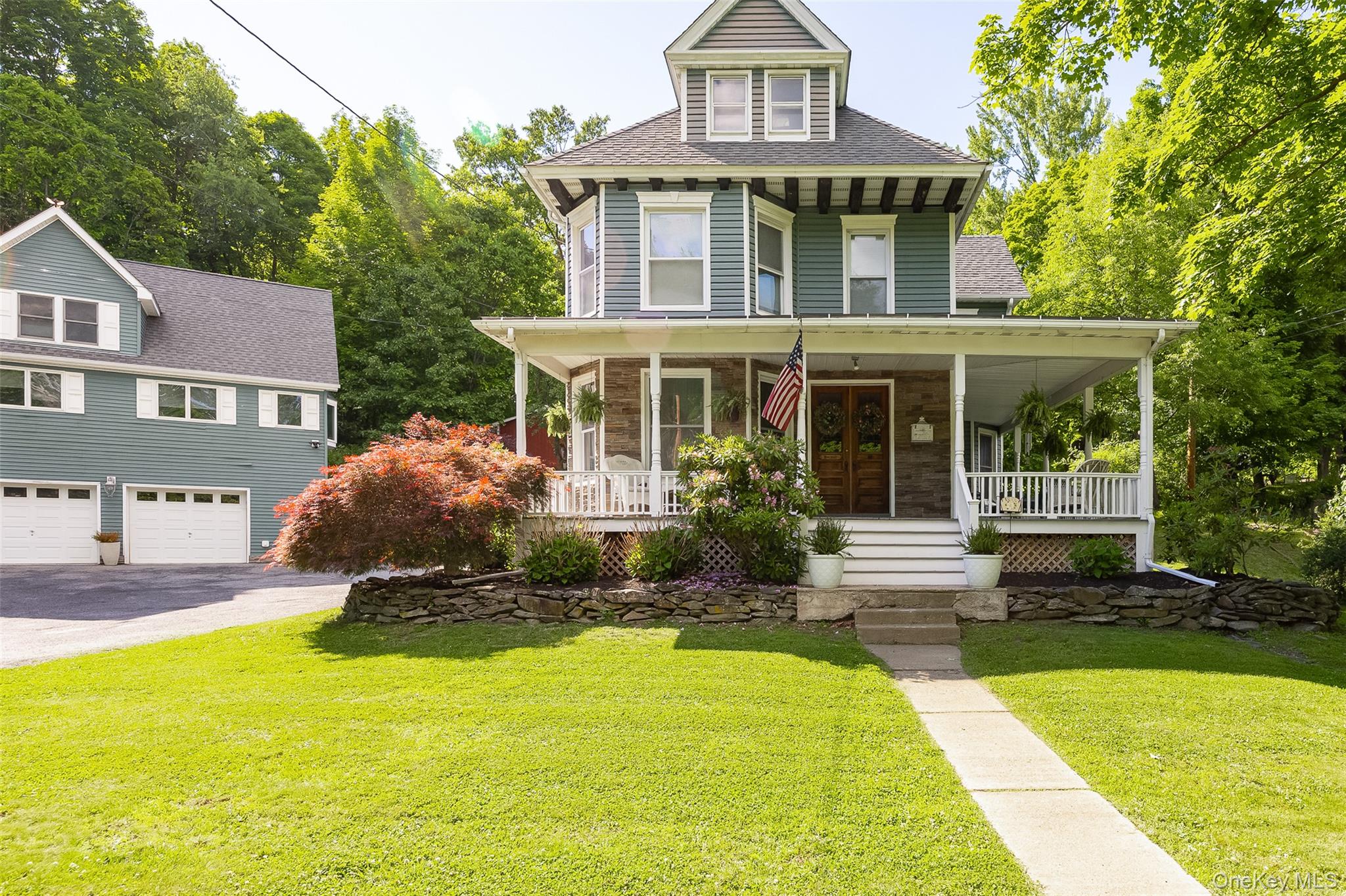125 Vineyard Avenue Property Photo 1