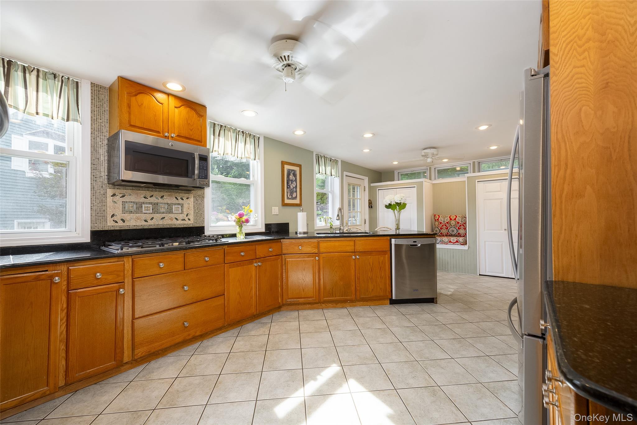 125 Vineyard Avenue Property Photo 12