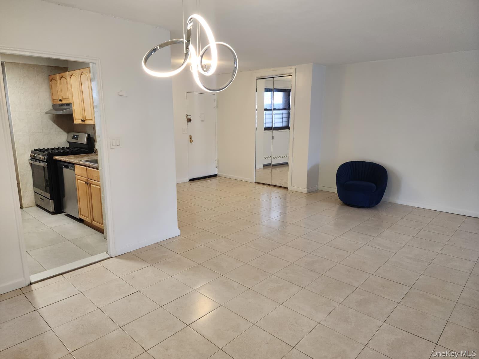 61-15 98th Street 5e Property Photo 3