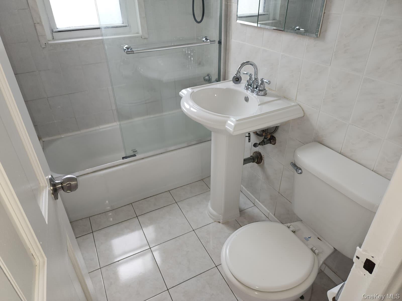 61-15 98th Street 5e Property Photo 14