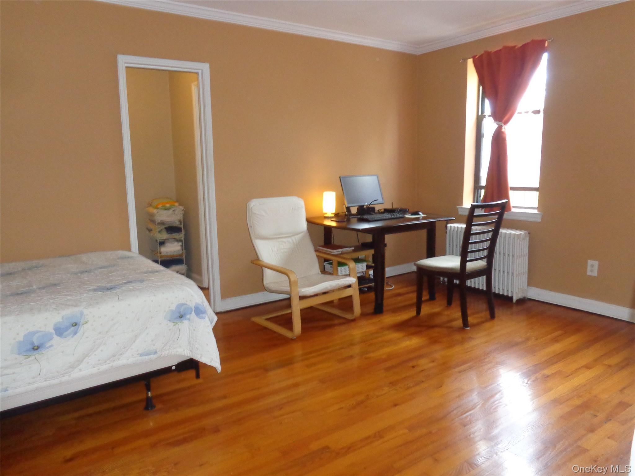 215-40 47 3b Property Photo 12