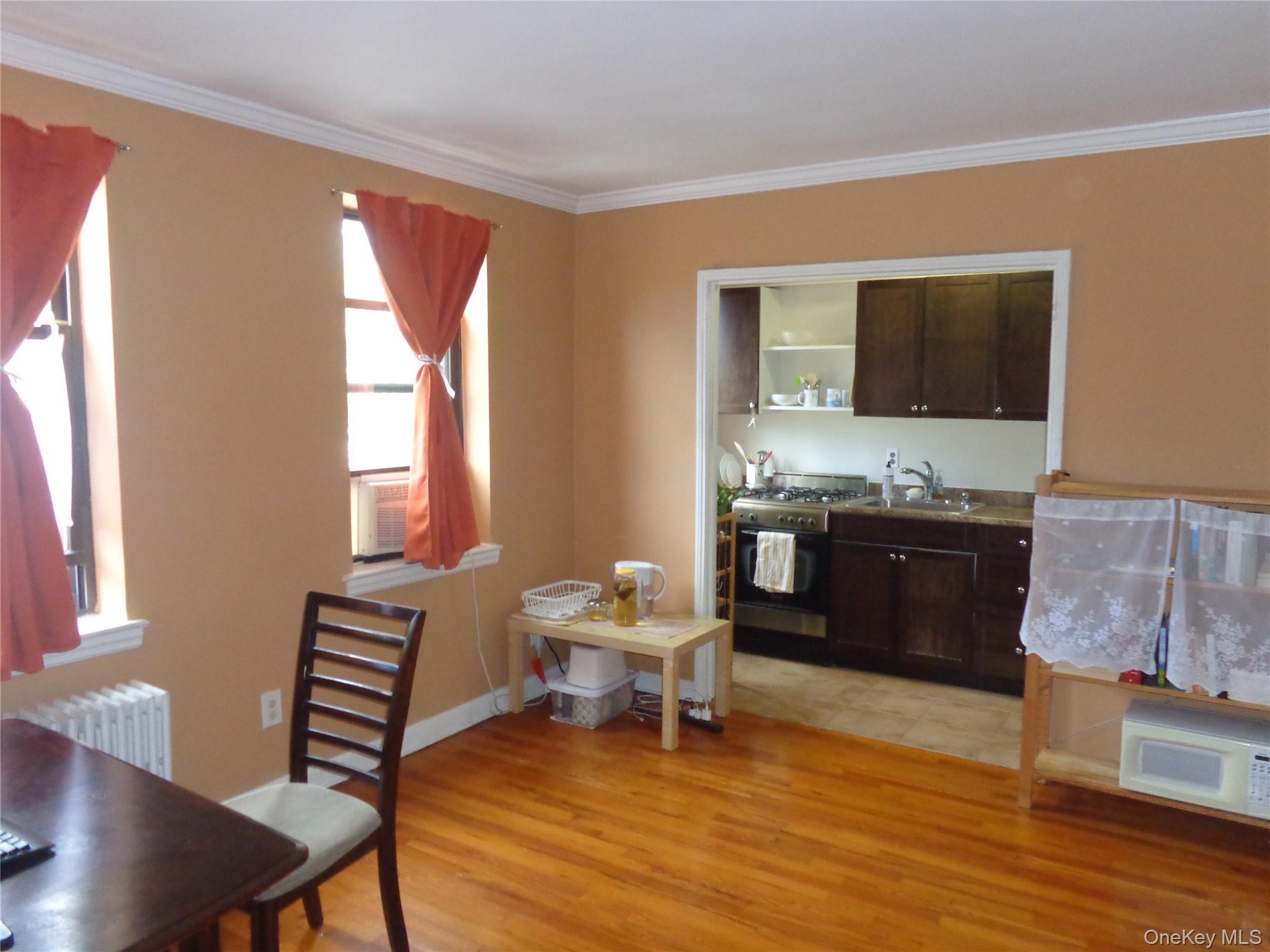 215-40 47 3b Property Photo 16