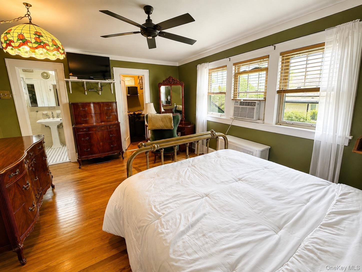 13810 Cronston Avenue Property Photo 14