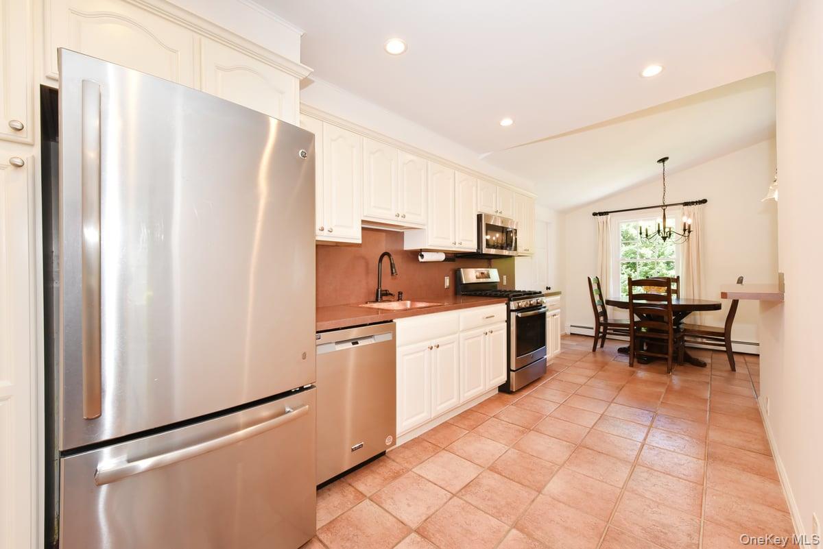 162 Elton Road Property Photo 10