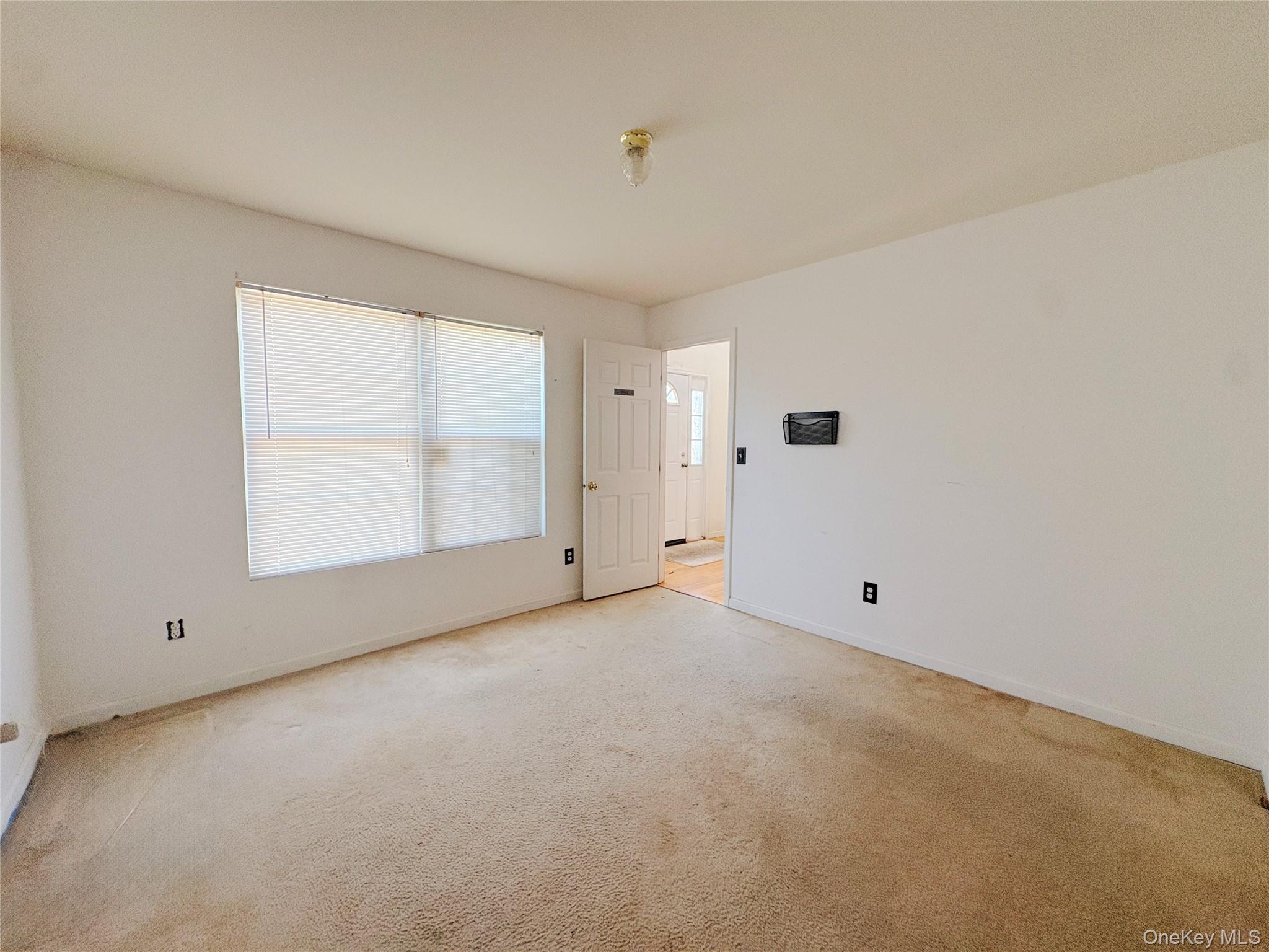 249 Haven Avenue Property Photo 8