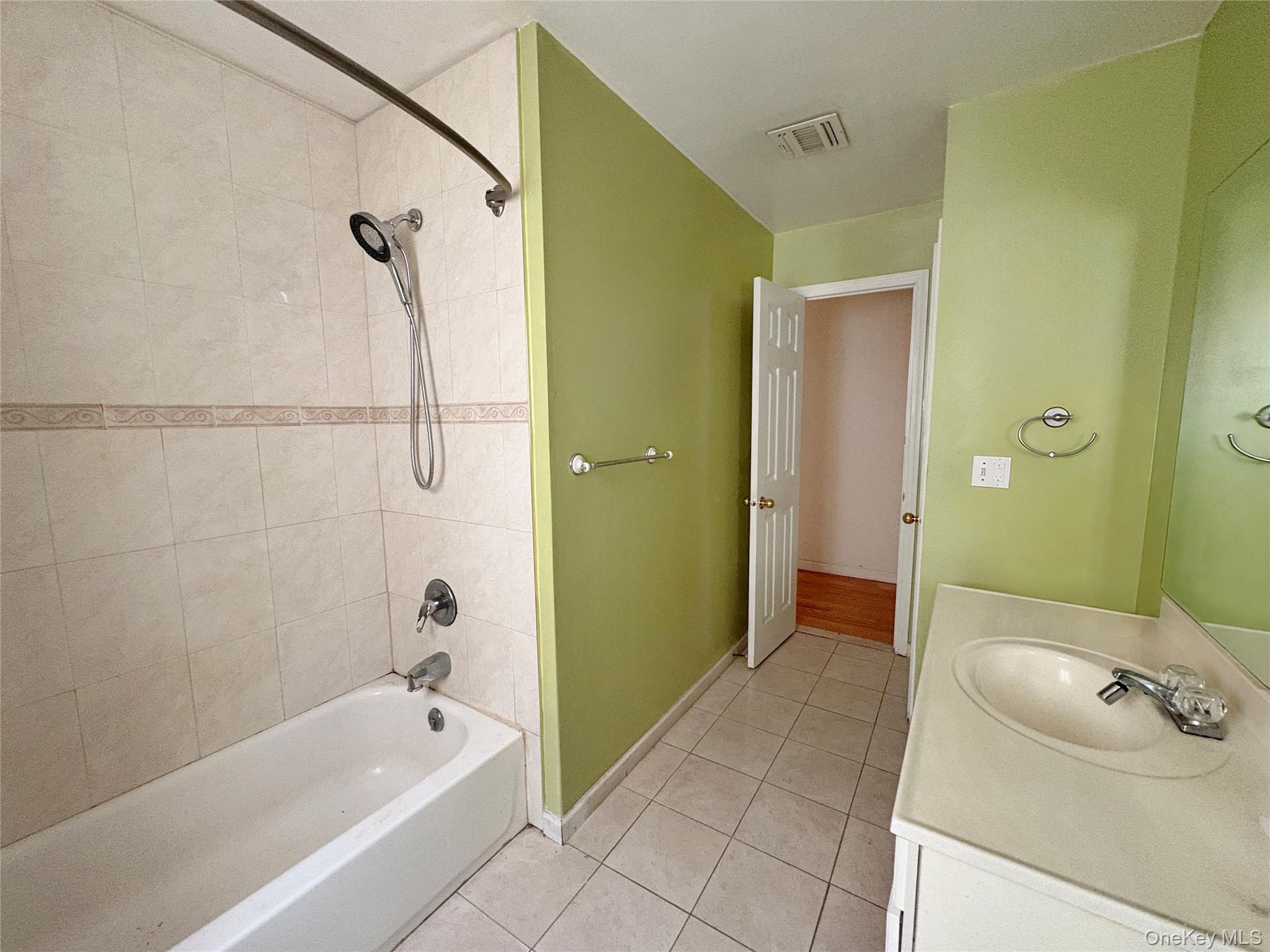 249 Haven Avenue Property Photo 10