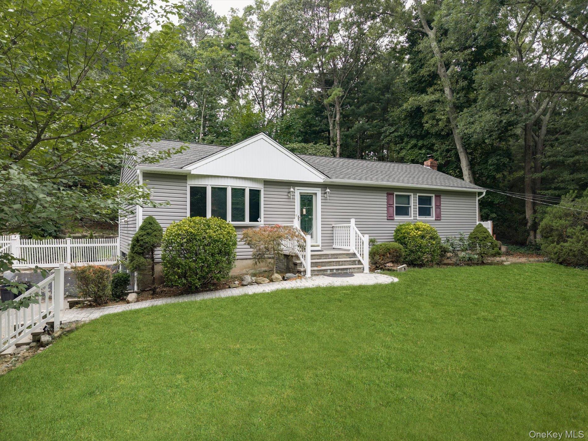 6 Valleywood Road Property Photo 4