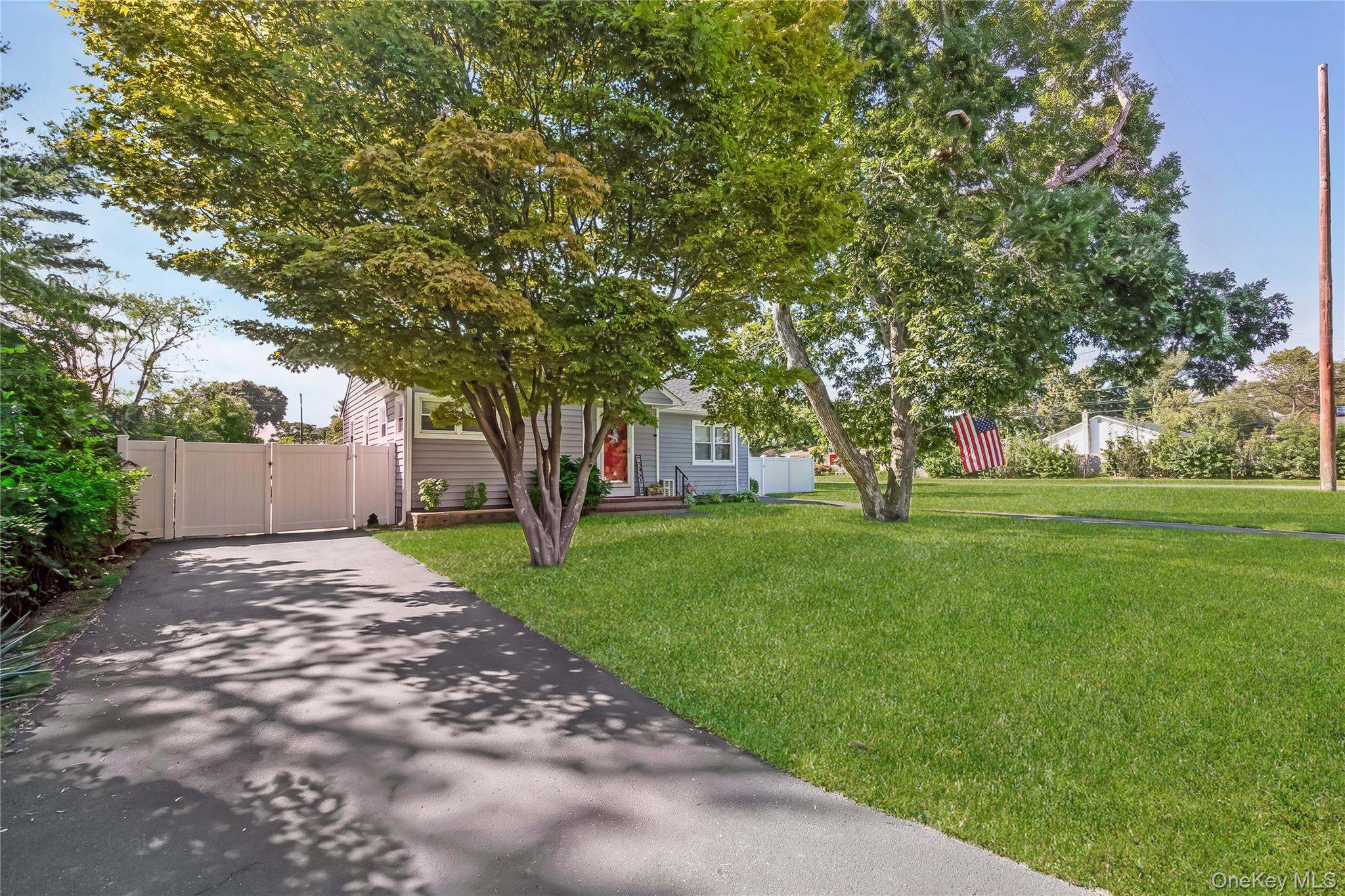 460 Amsterdam Avenue Property Photo 3