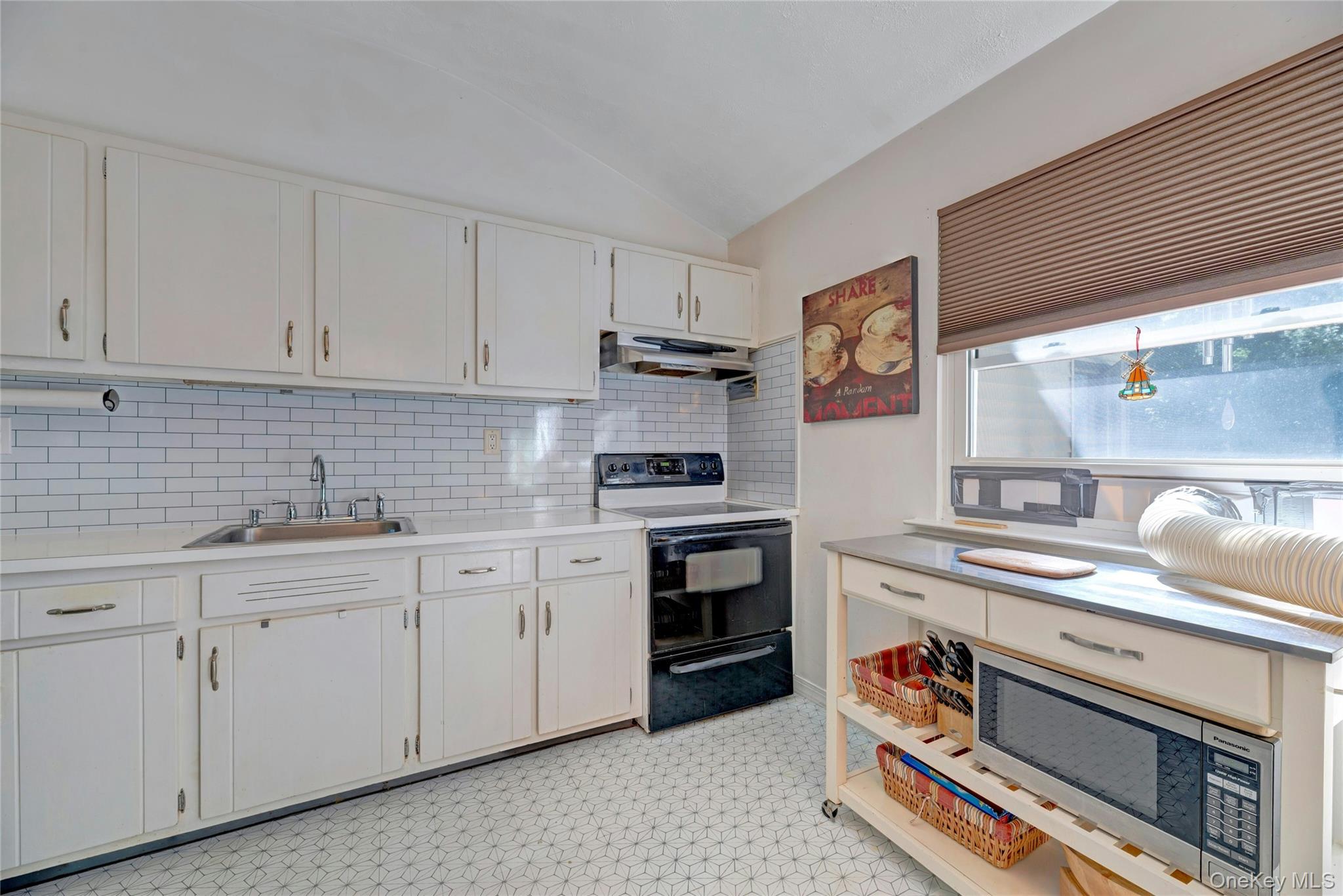 257 Parkway Drive Property Photo 9