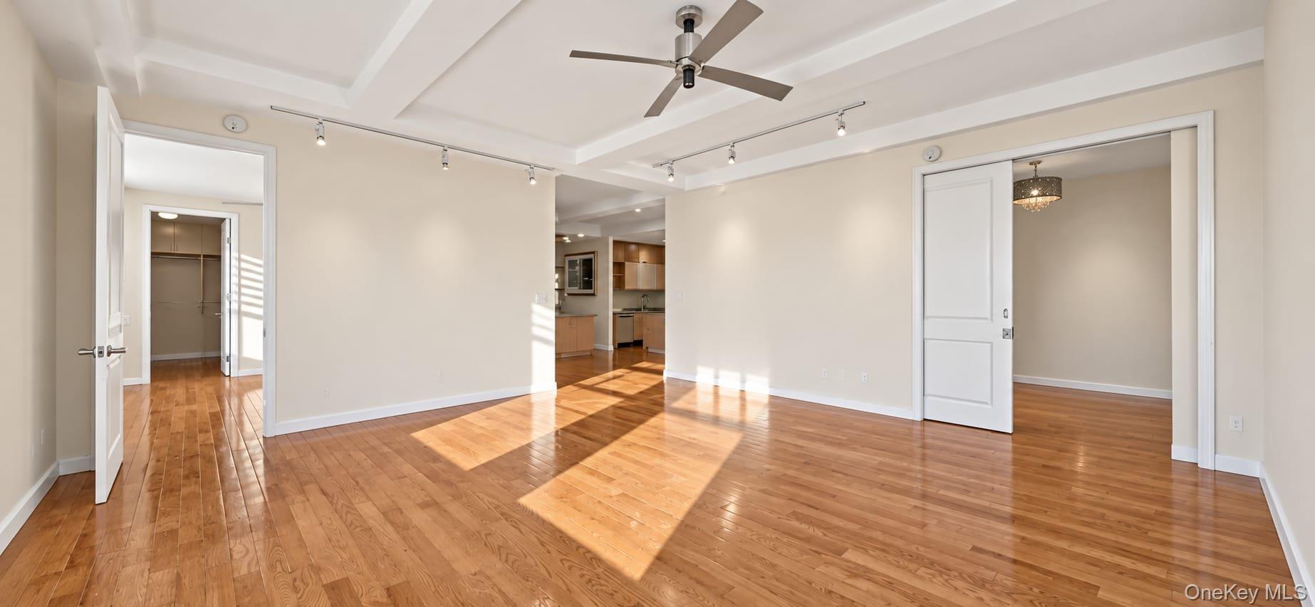 75 Livingston Street 13e Property Photo 3