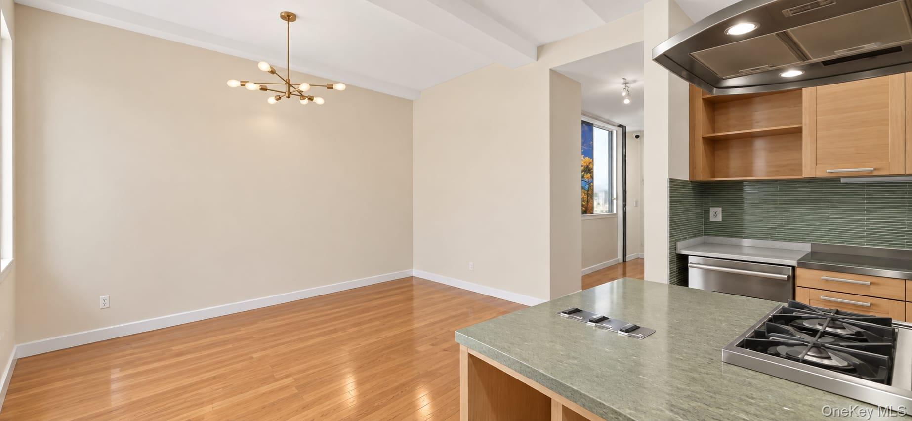 75 Livingston Street 13e Property Photo 4