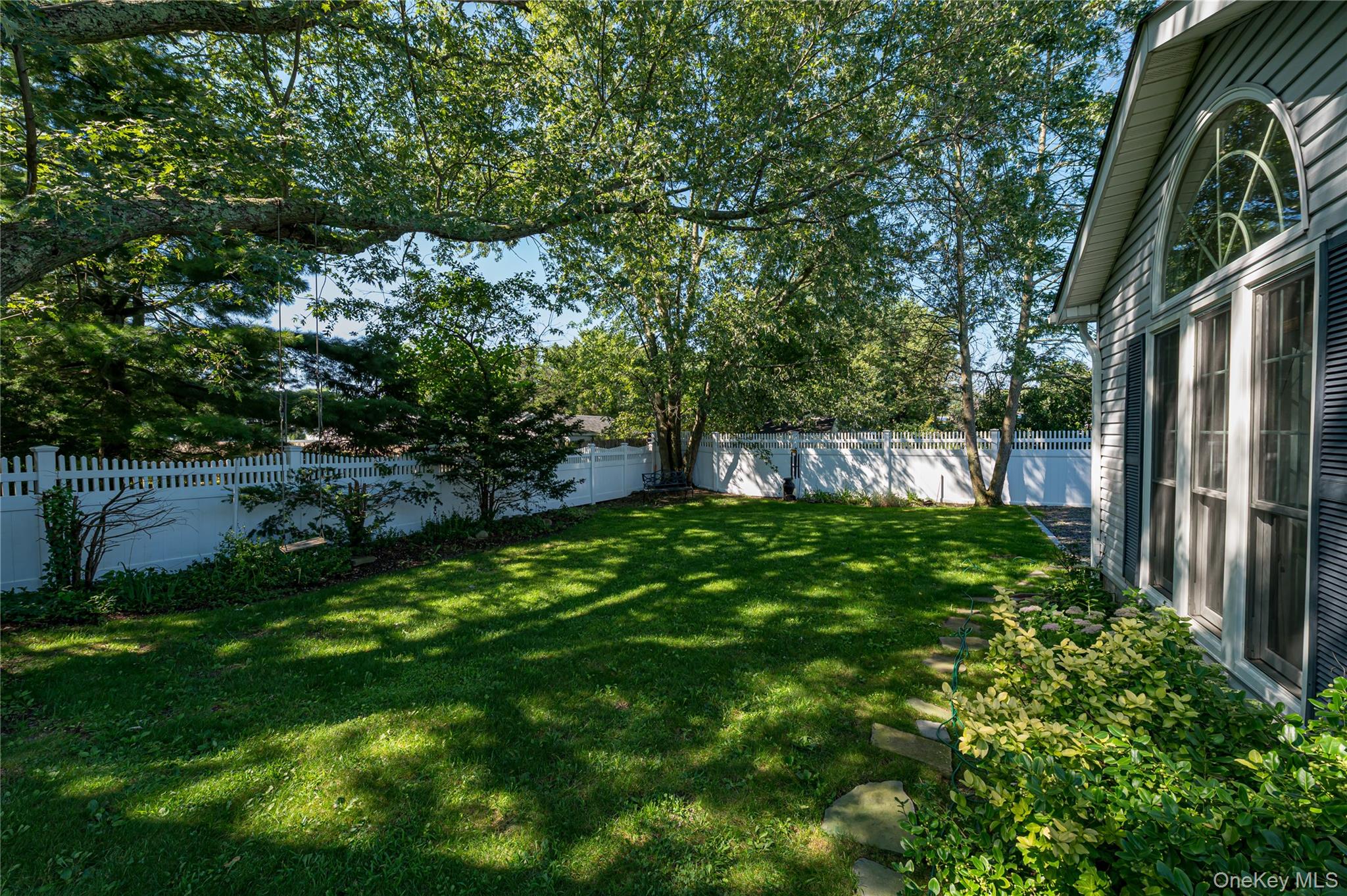 10 Stonehurst Circle Property Photo 30