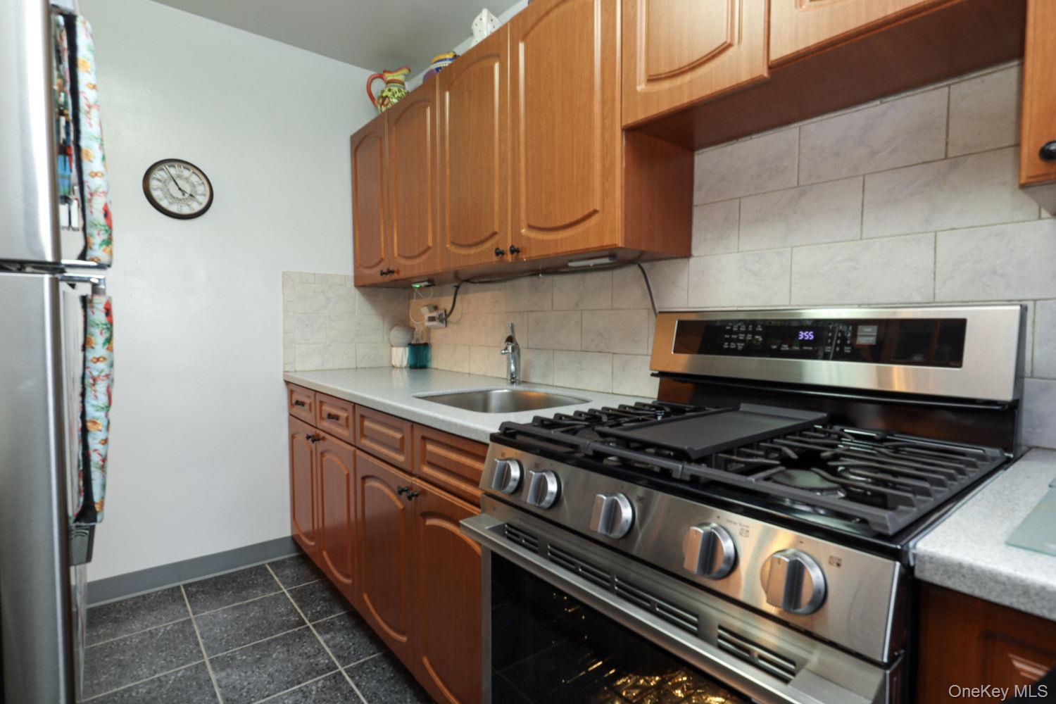 87-40 Francis Lewis Boulevard A68 Property Photo 12