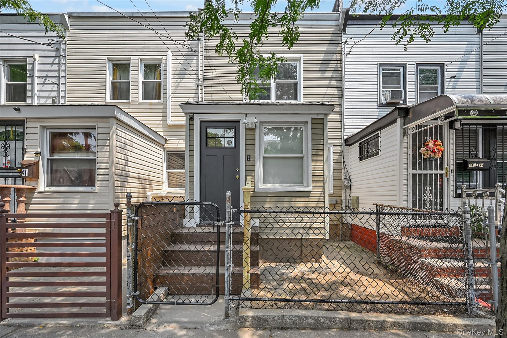 118-33 152nd Street Property Photo 1