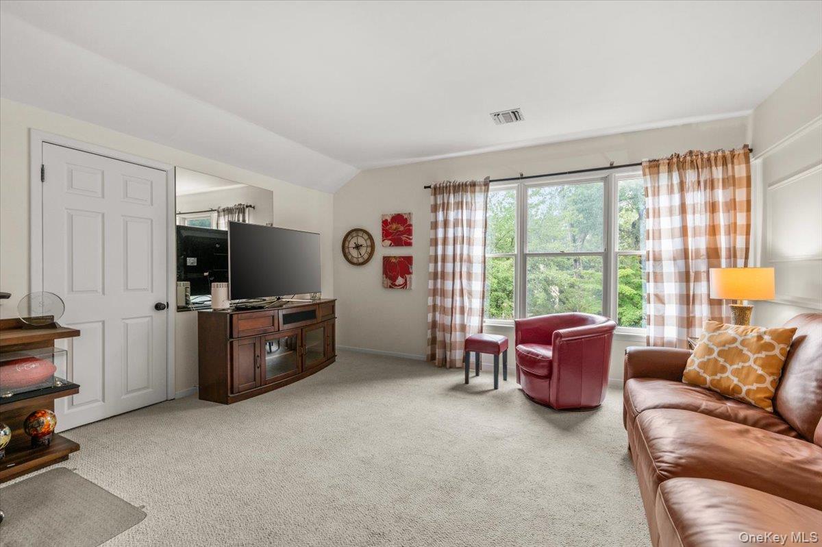 53 Willow Ridge Drive Property Photo 32