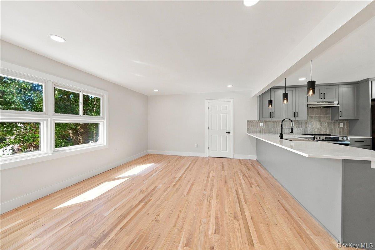 724 Locksley Road Property Photo 7
