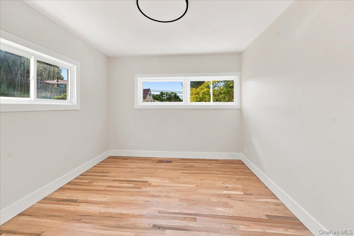 724 Locksley Road Property Photo 18