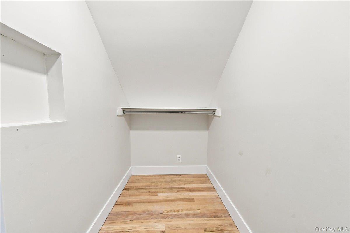 724 Locksley Road Property Photo 23