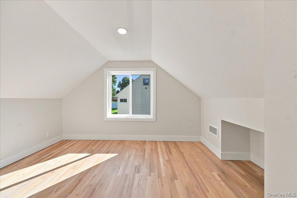 724 Locksley Road Property Photo 25