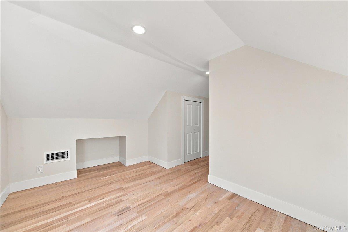724 Locksley Road Property Photo 26