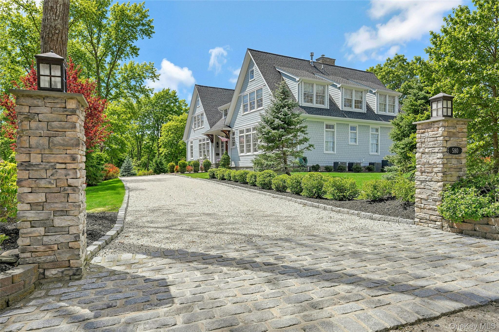 580 Basin Road Property Photo 1