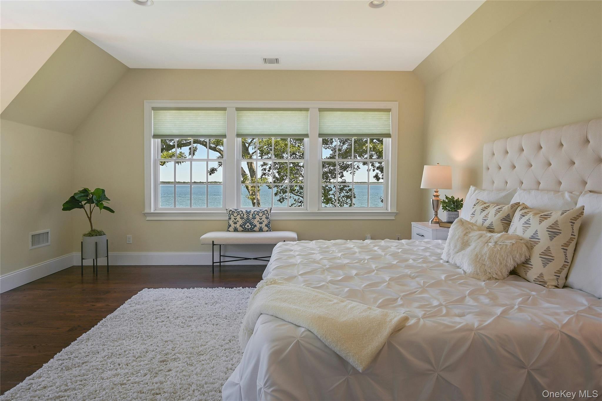 580 Basin Road Property Photo 30