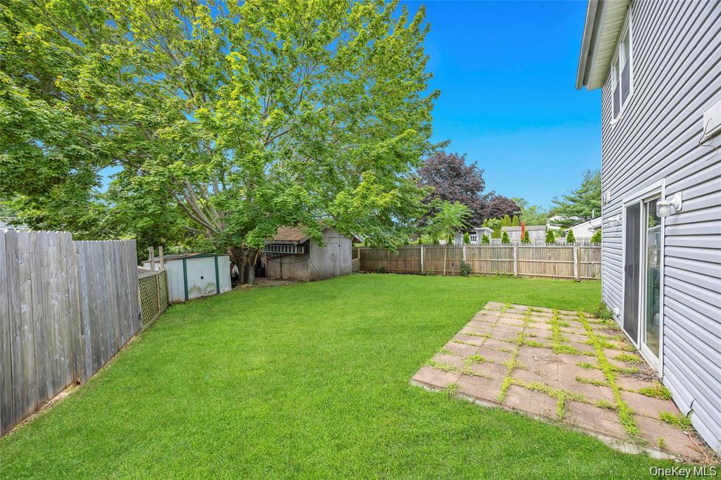 12 Handy Lane Property Photo 6