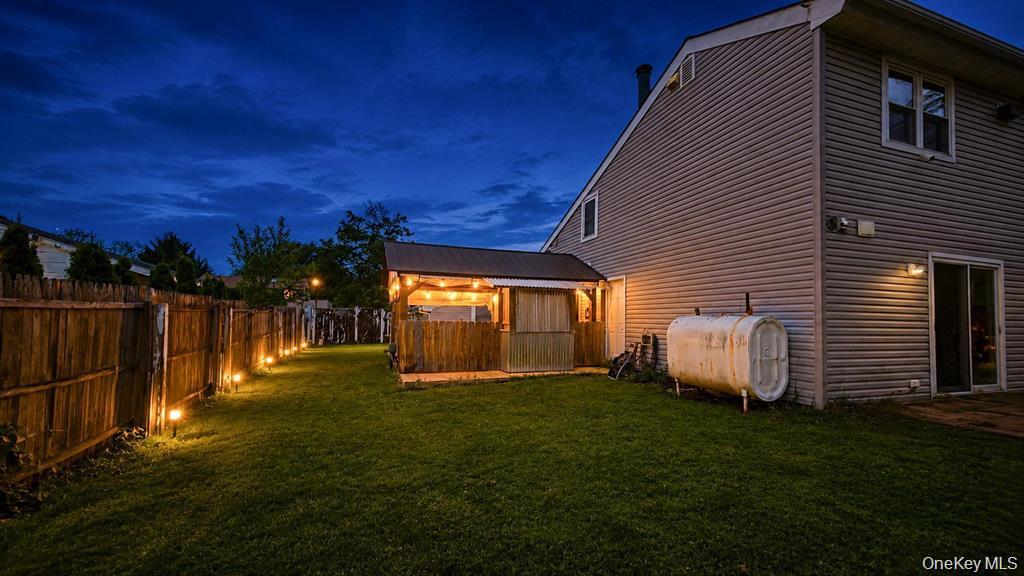 12 Handy Lane Property Photo 13