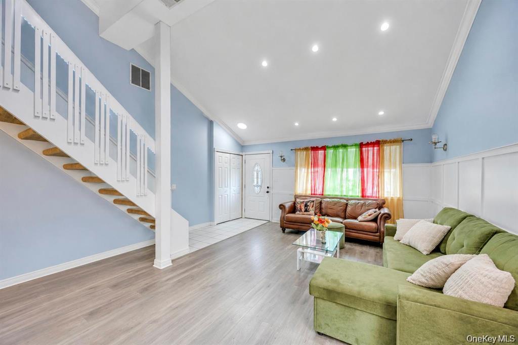 12 Handy Lane Property Photo 17
