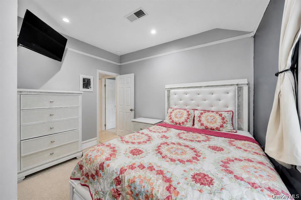 12 Handy Lane Property Photo 33