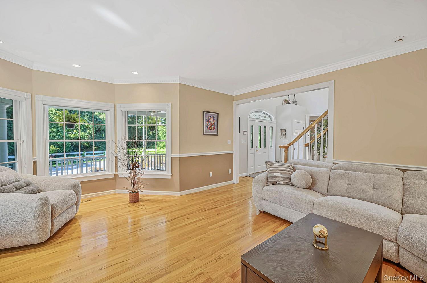 4 Holly Lane Property Photo 6