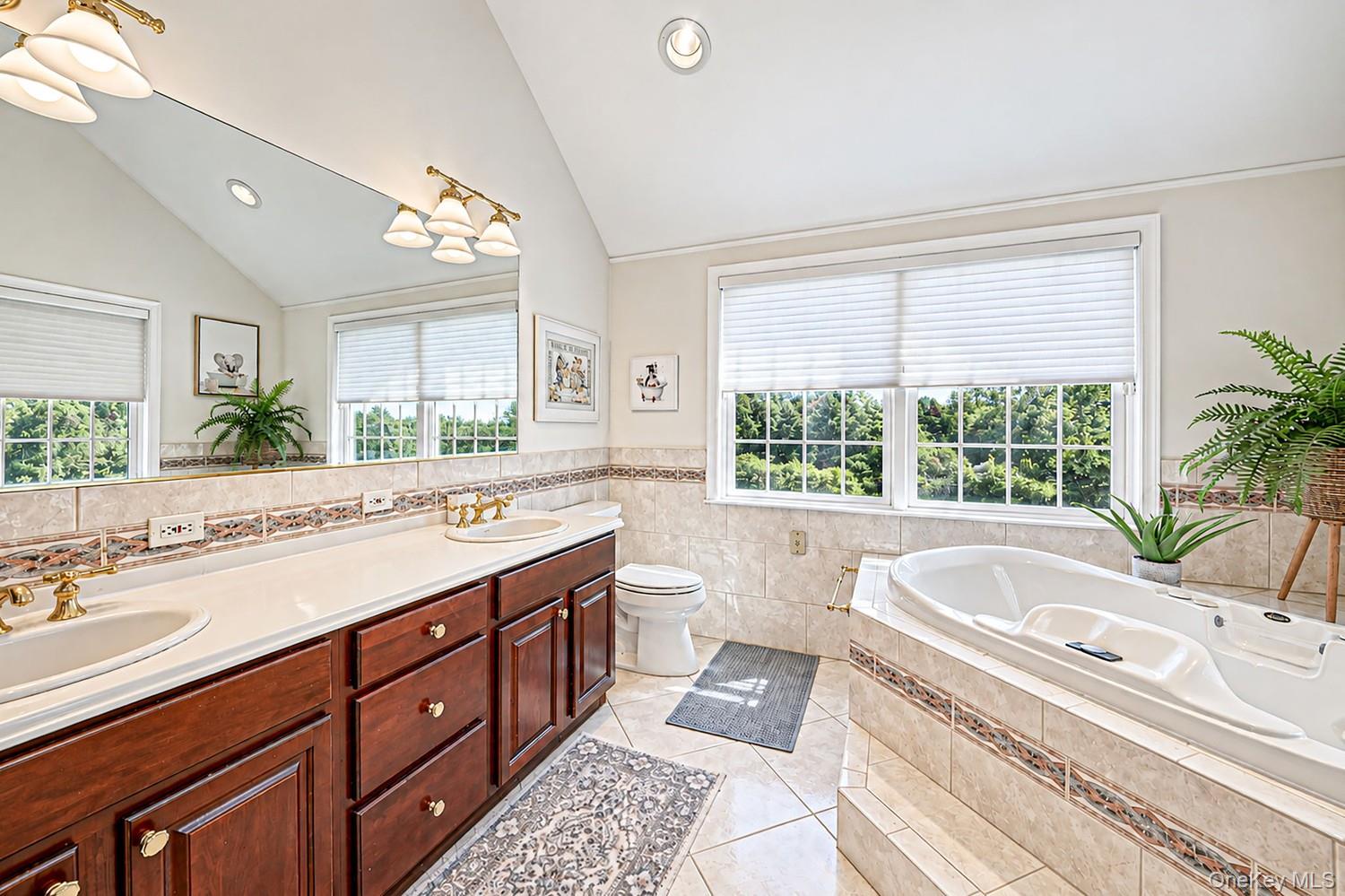 4 Holly Lane Property Photo 20