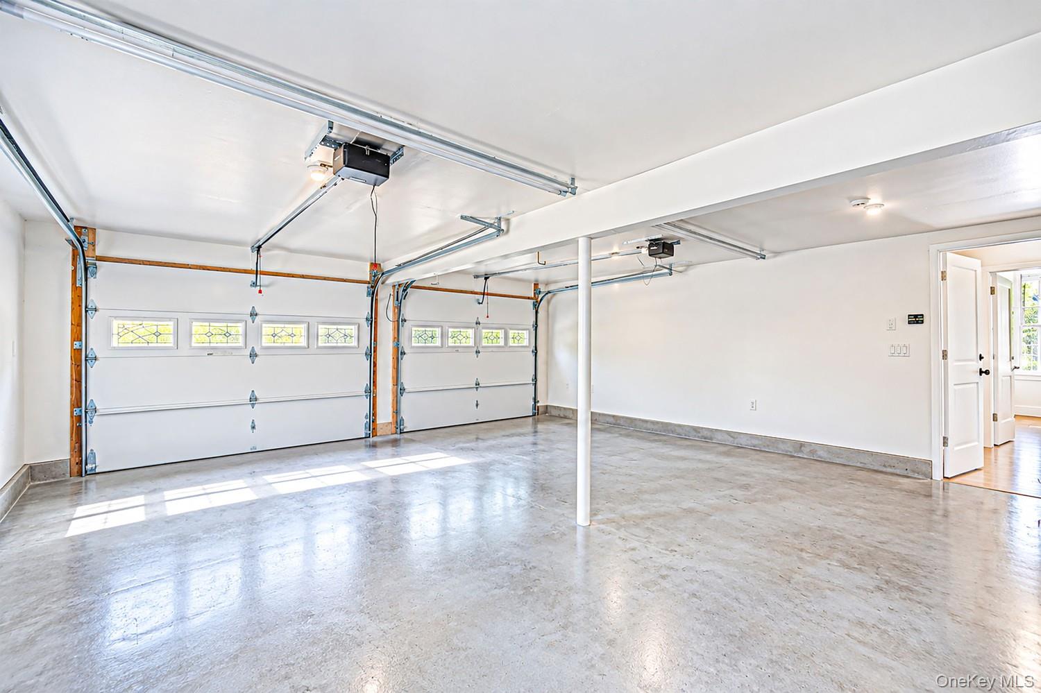 4 Holly Lane Property Photo 29