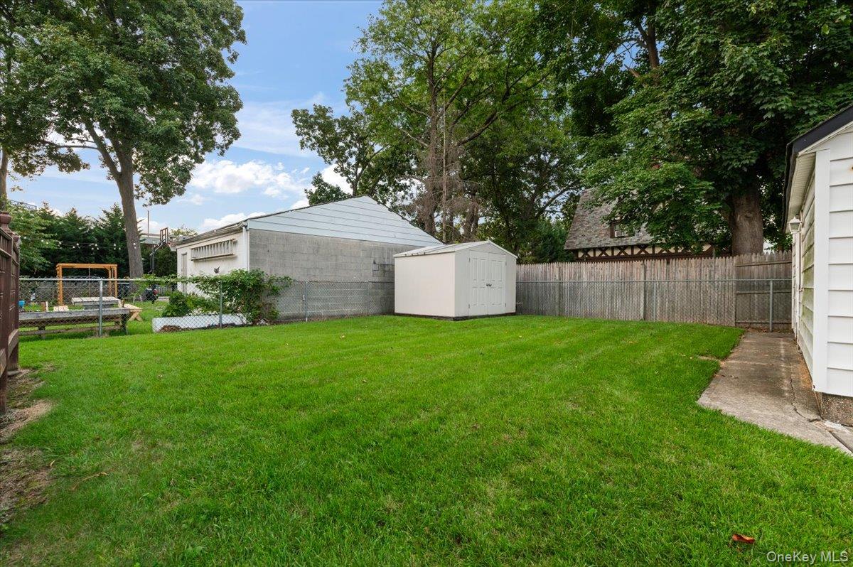 7607 Hewlett Street Property Photo 26