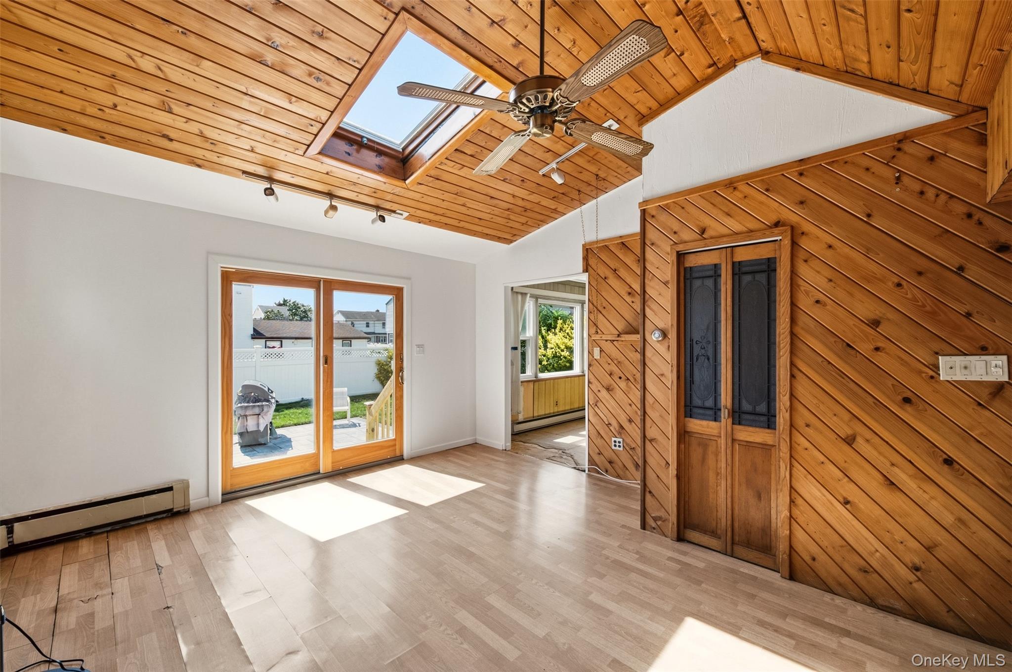 2226 3rd Street Property Photo 10