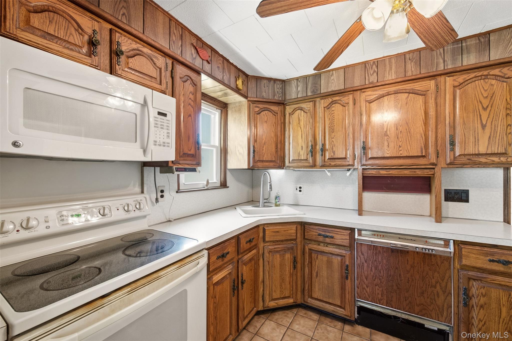 2226 3rd Street Property Photo 15