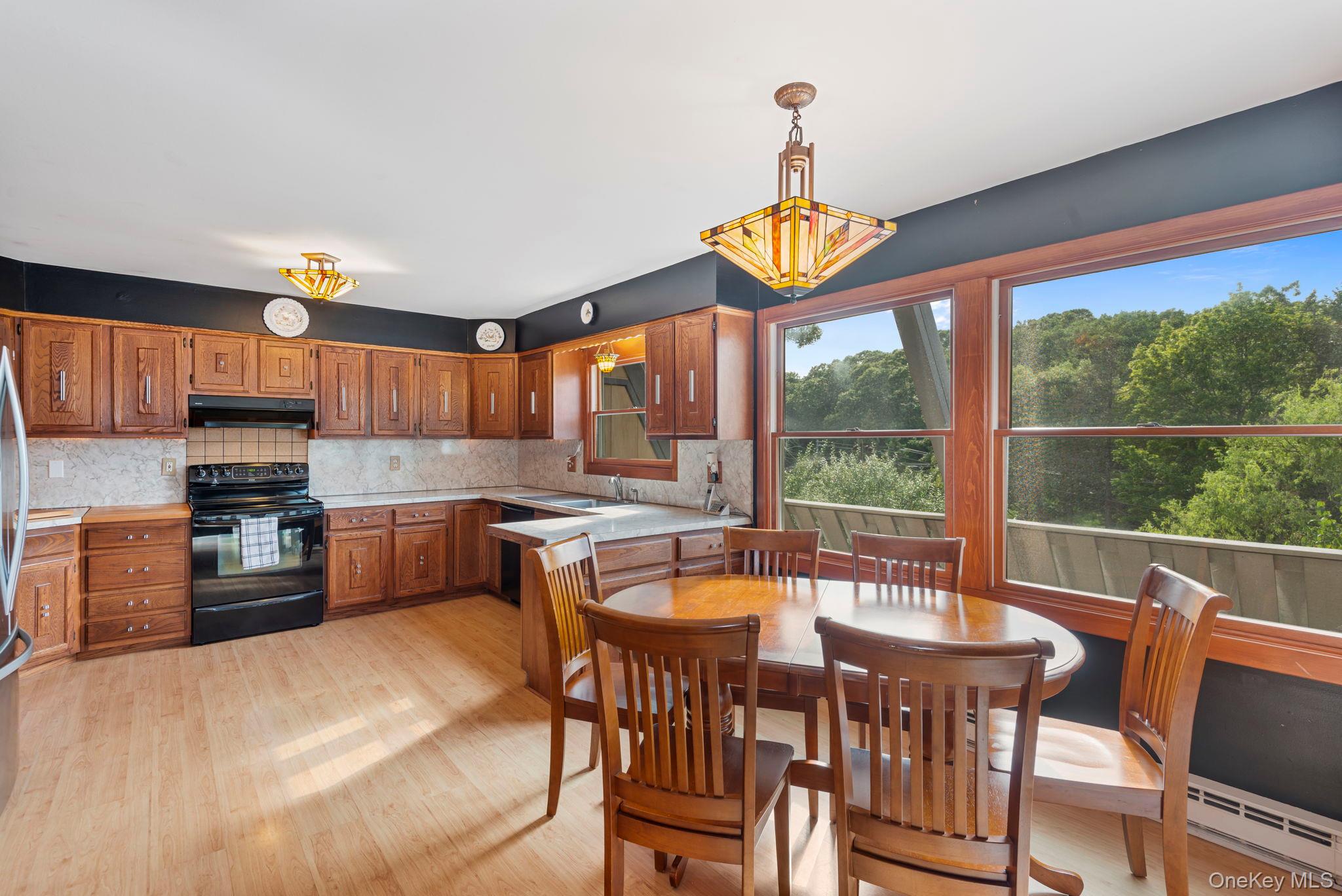 4 Hill Dale Avenue Property Photo 14
