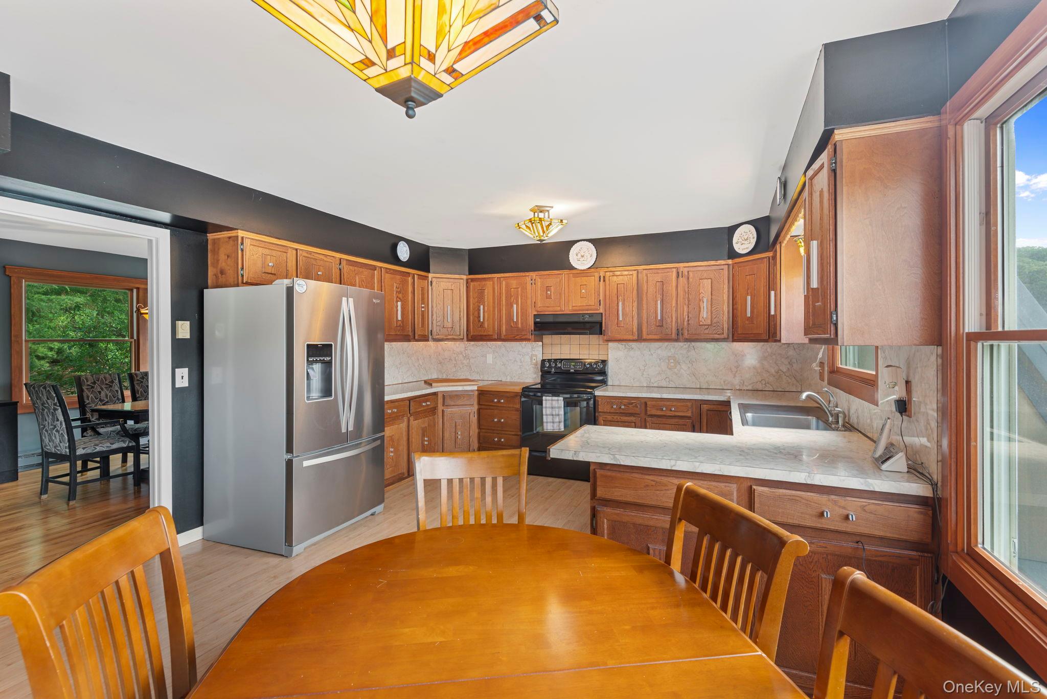 4 Hill Dale Avenue Property Photo 15