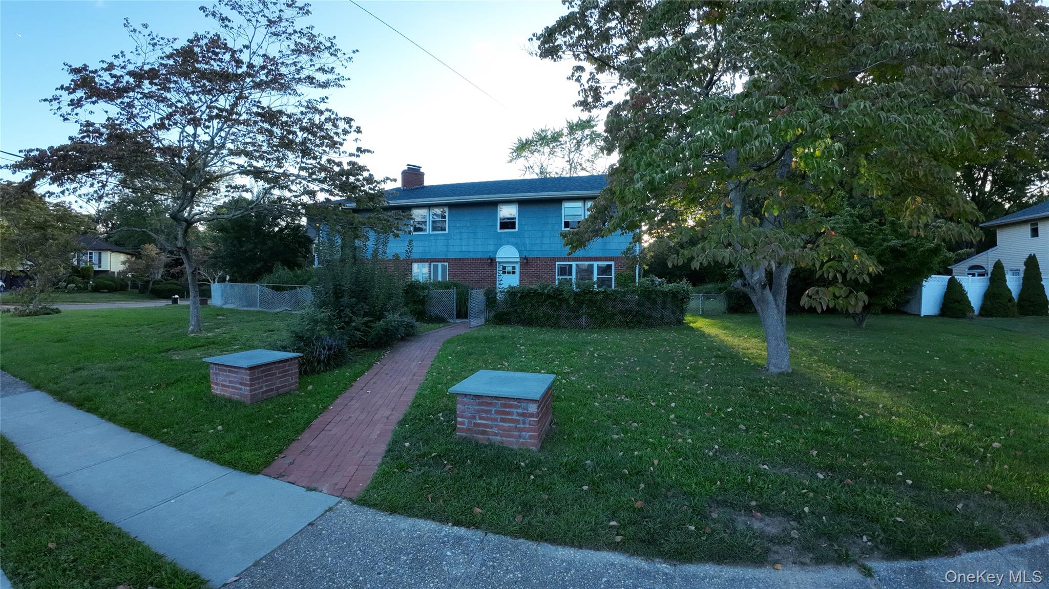 82 Yale Avenue Property Photo 1