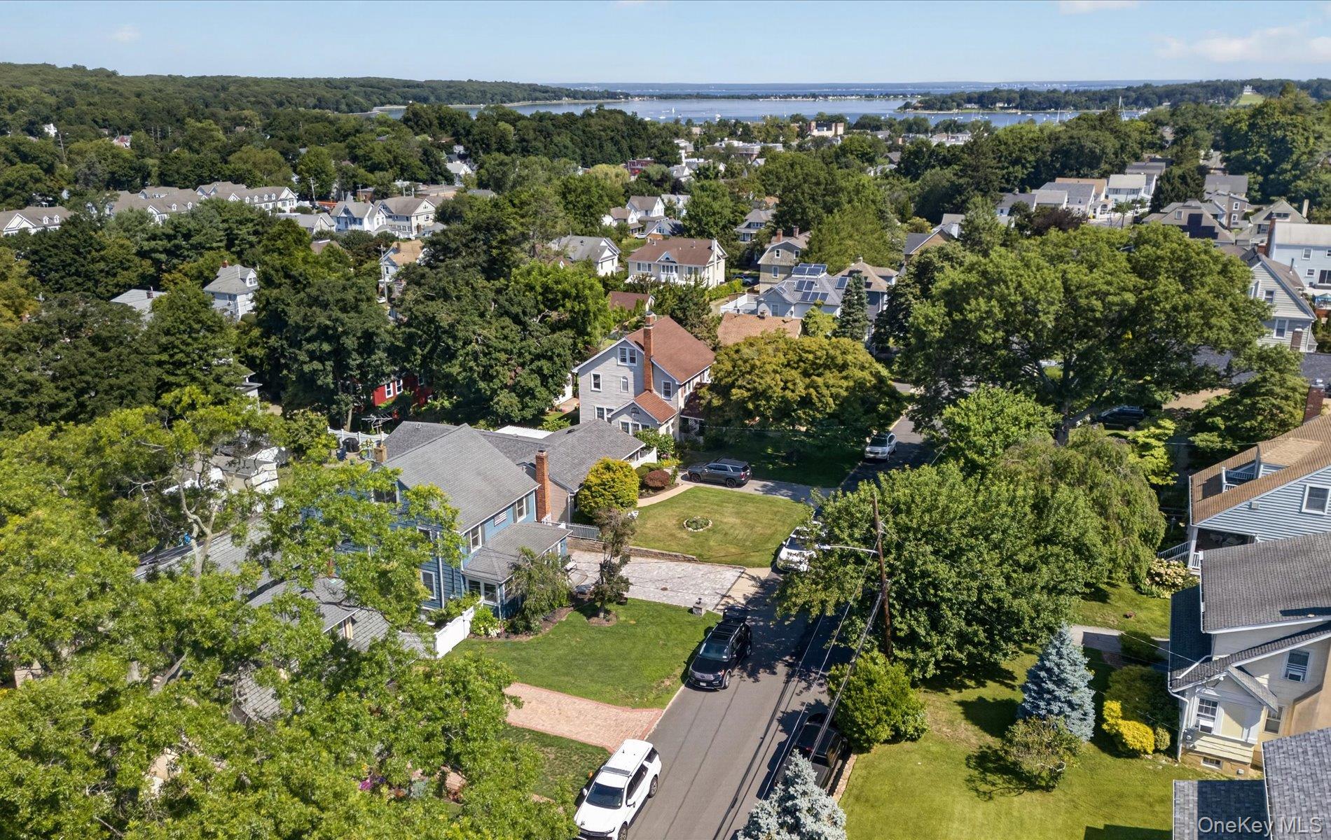 182 School Street Property Photo 6