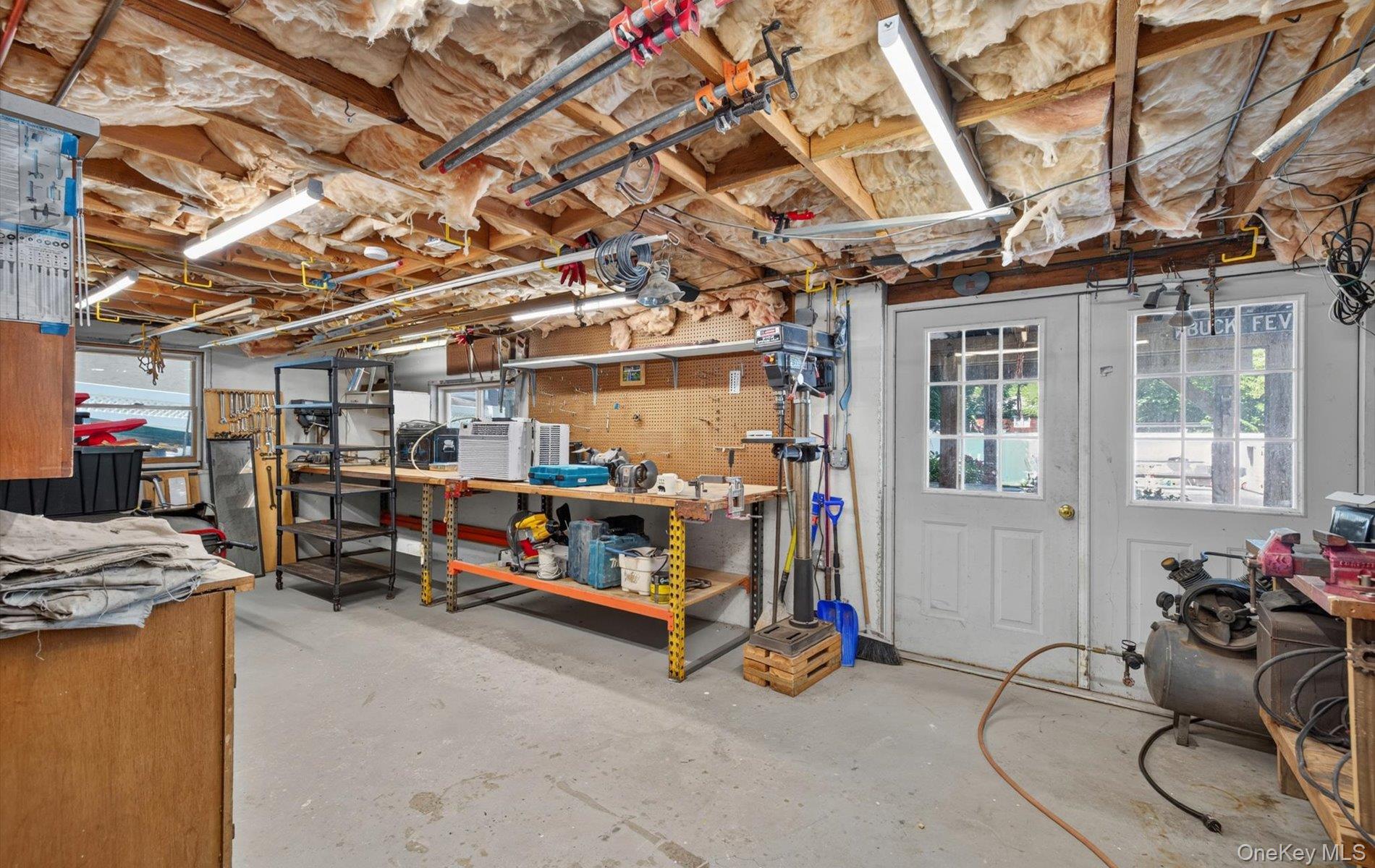 182 School Street Property Photo 37