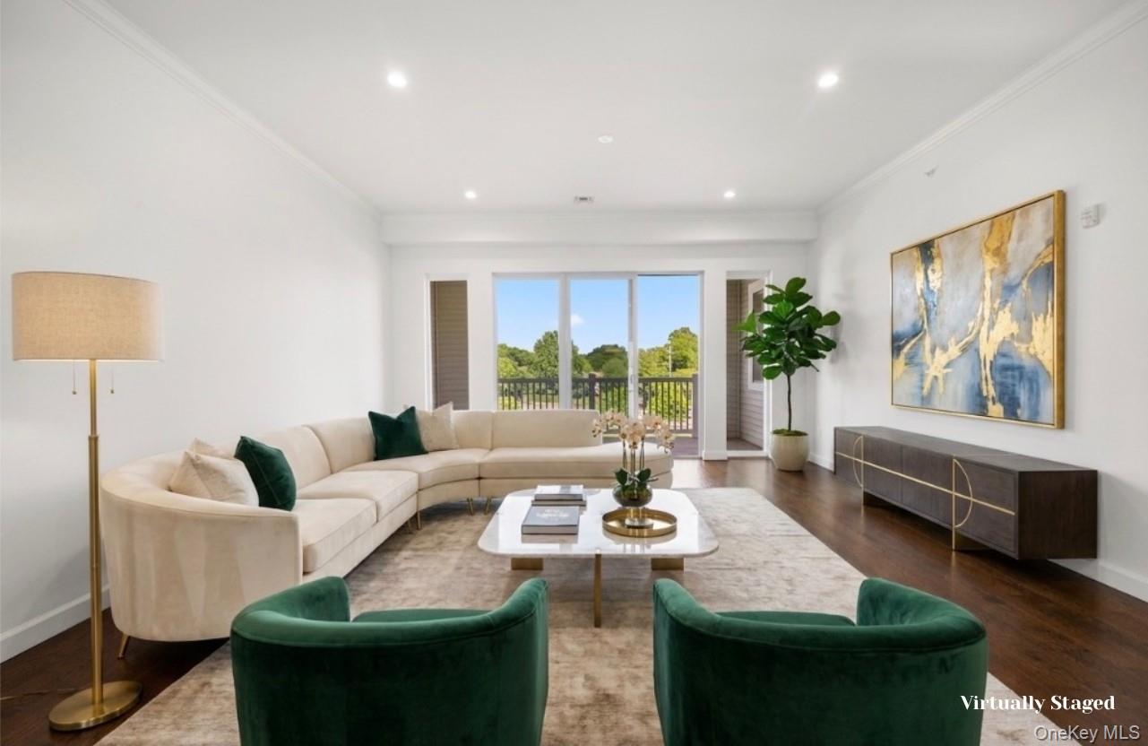 178 Summer Circle Property Photo 4