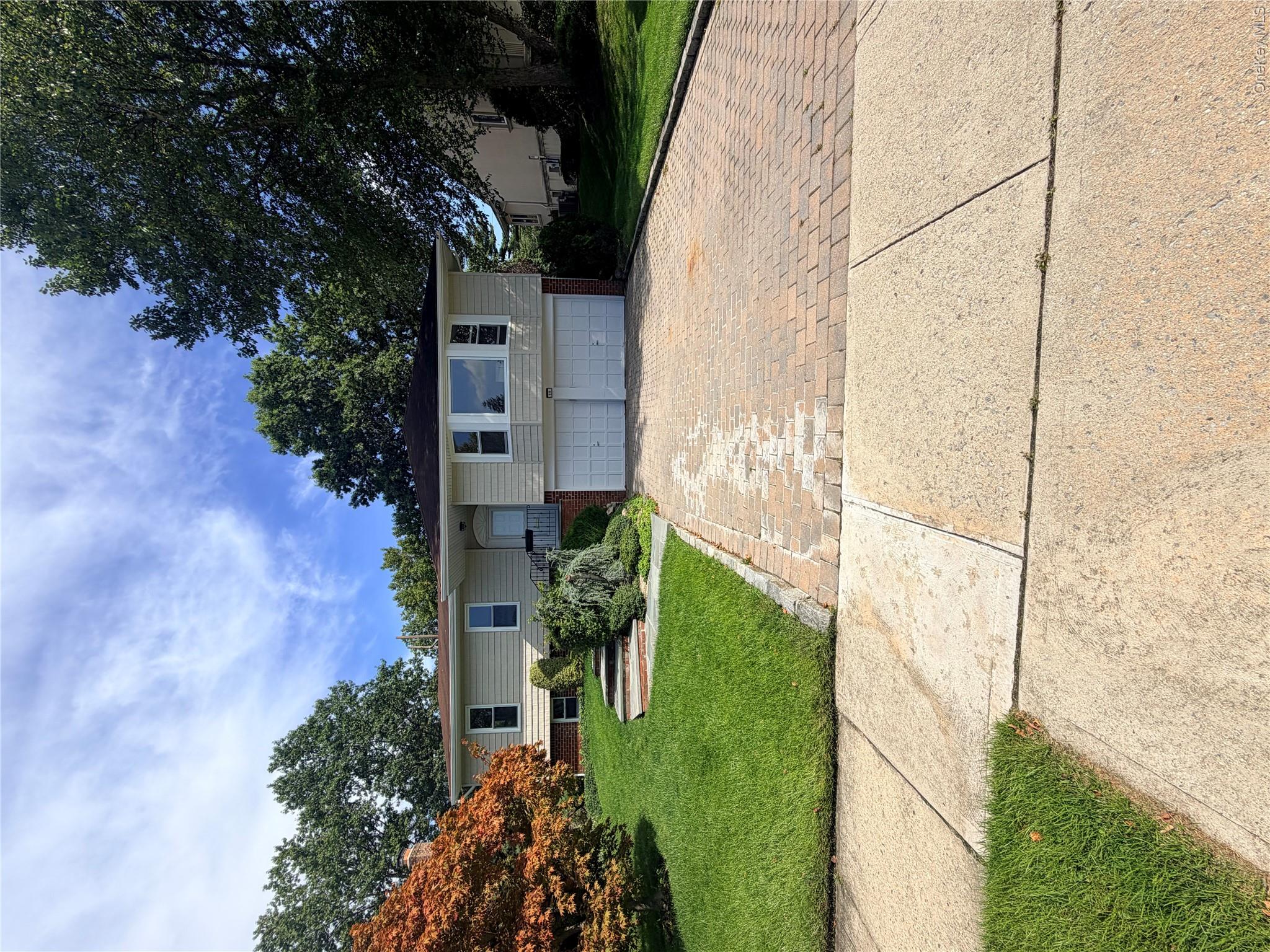 19 Carriage Road Property Photo 1