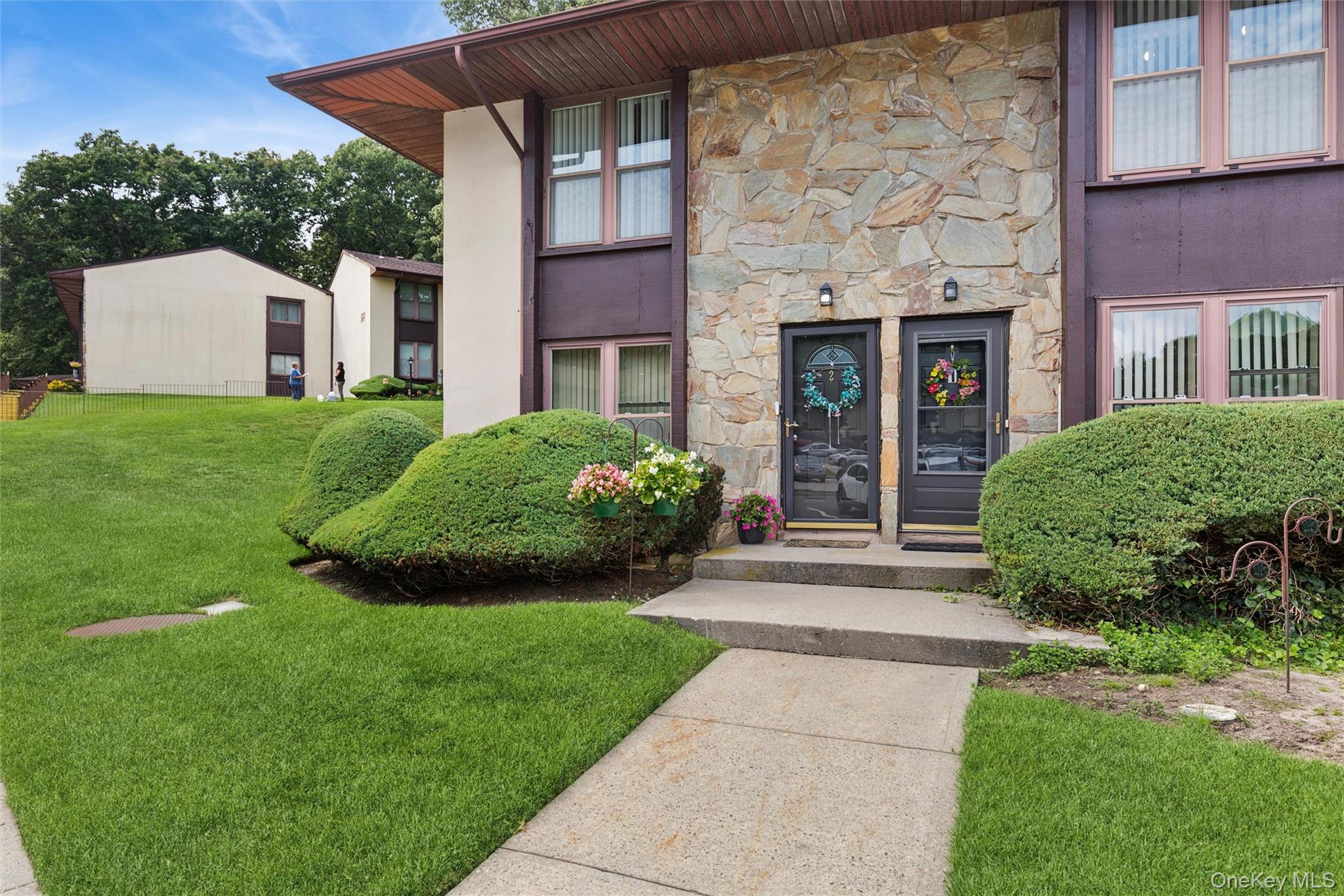 2 Hemlock Court 2 Property Photo 1