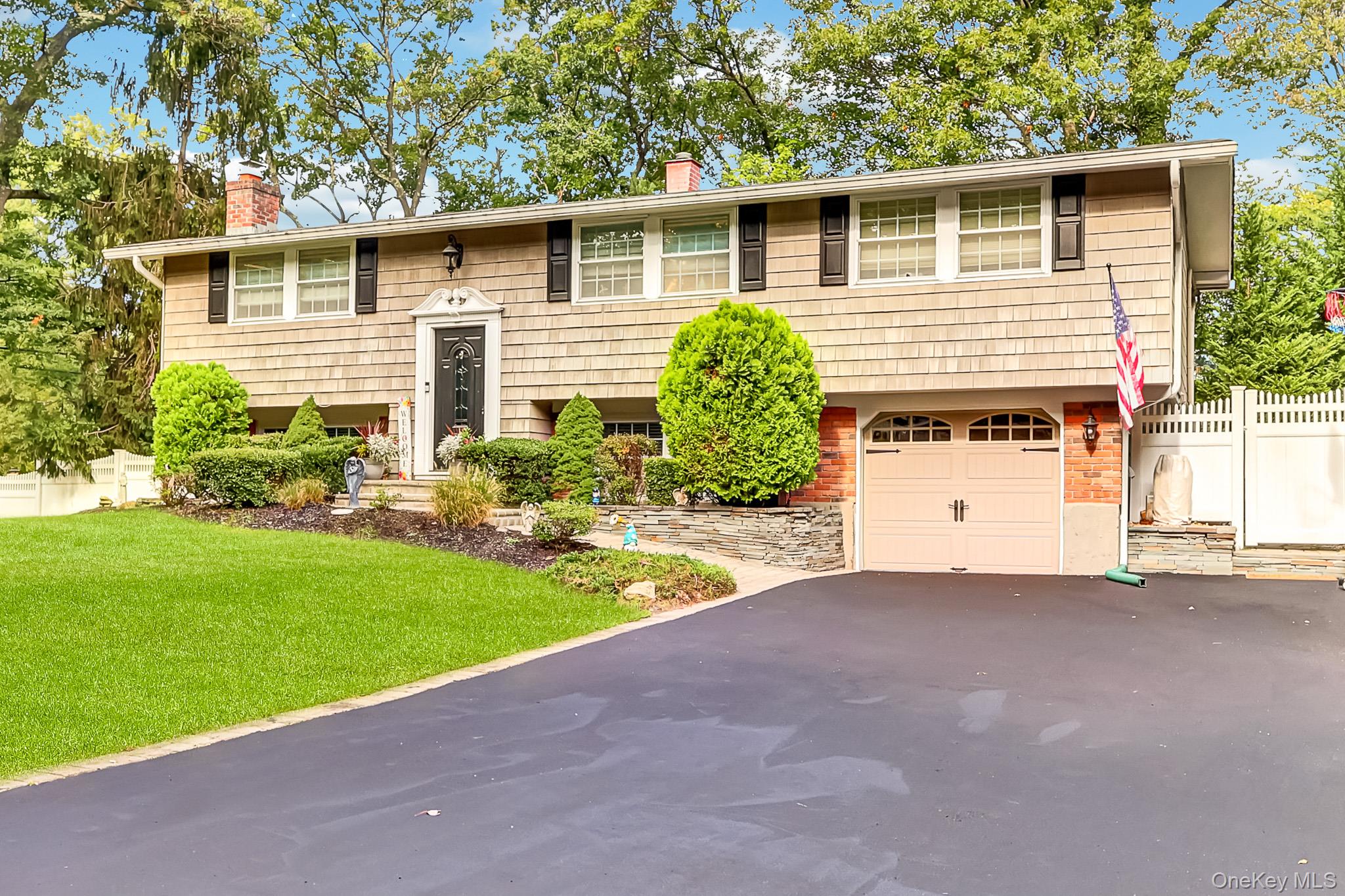 1 Cottontail Lane Property Photo 2