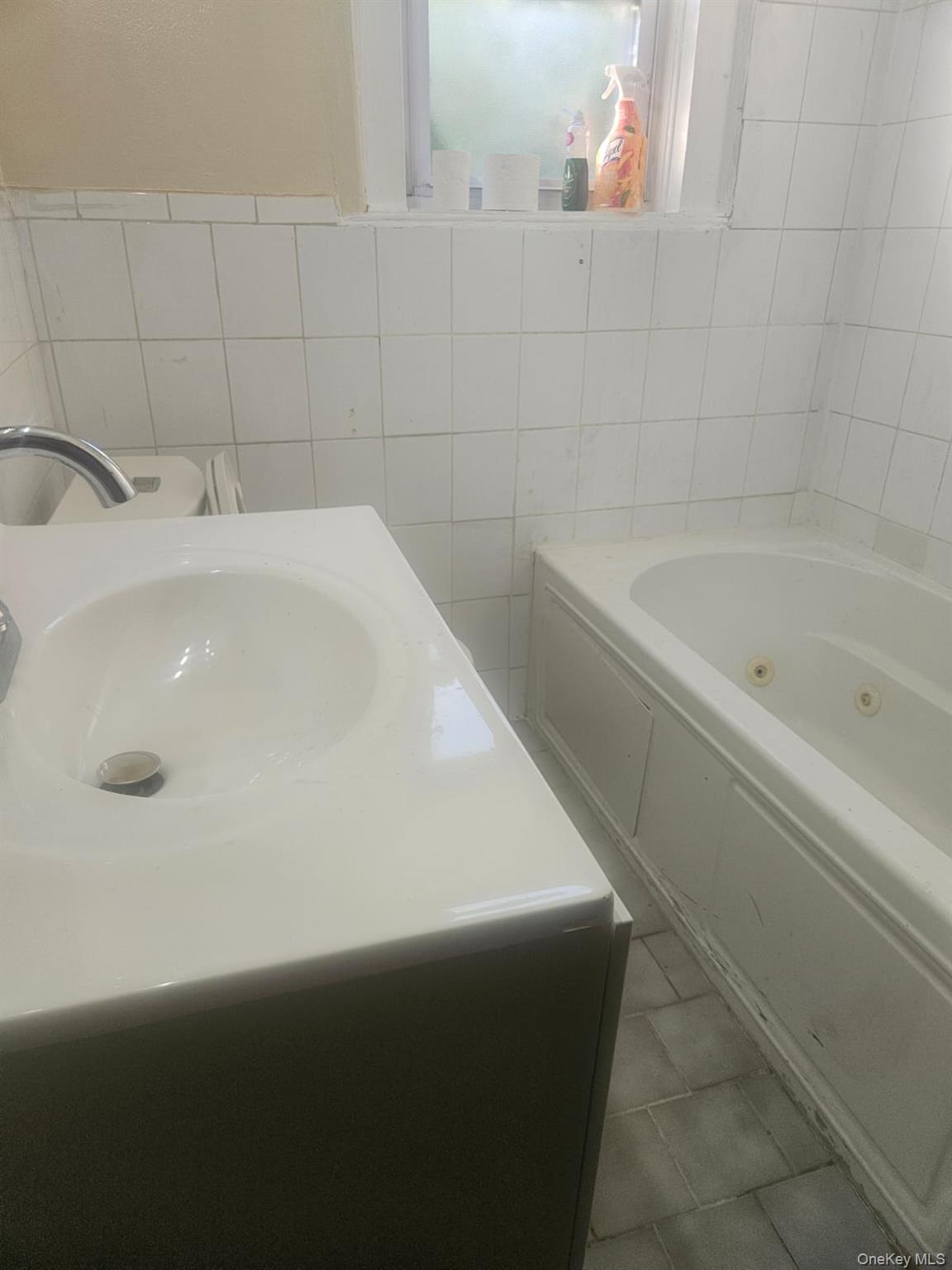 1639 1639 Empire Street House Rental Property Photo 2